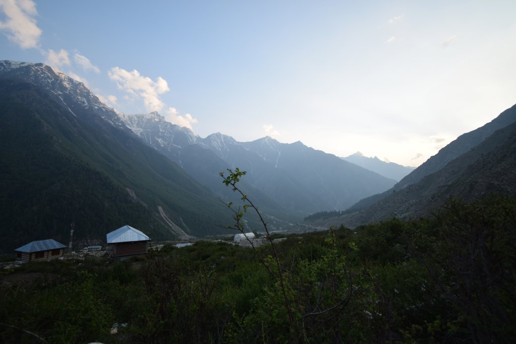 The beautiful panaromic view of Himalayas from Chitkul!