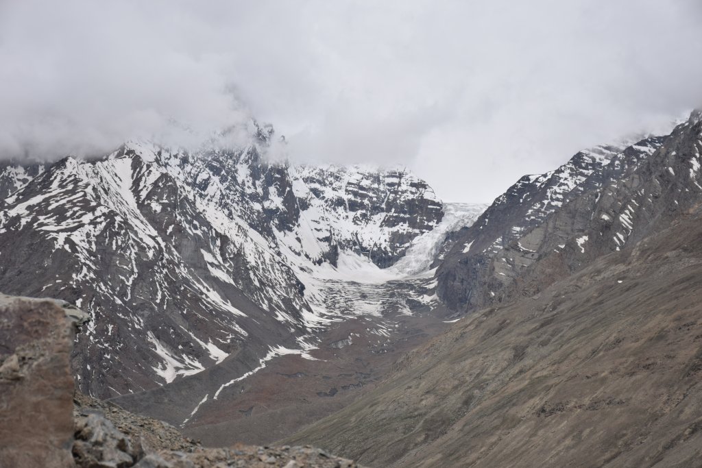 View of glacier from Chandratal Road