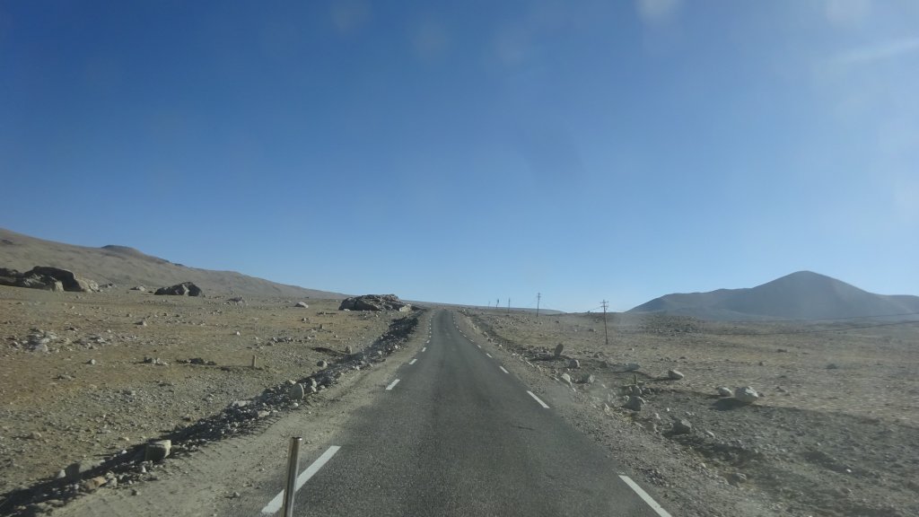 The road to Gurudongmar