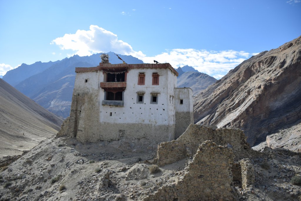 Zangla Palace at Padum