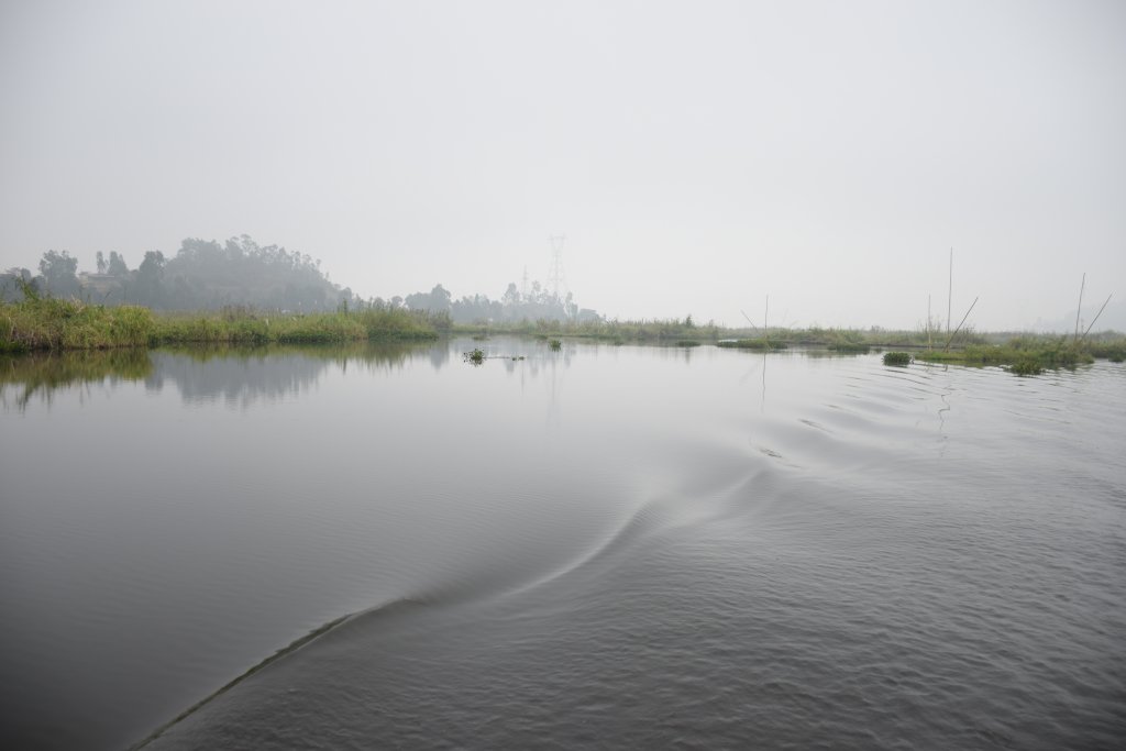 The water pattern as the boat sails