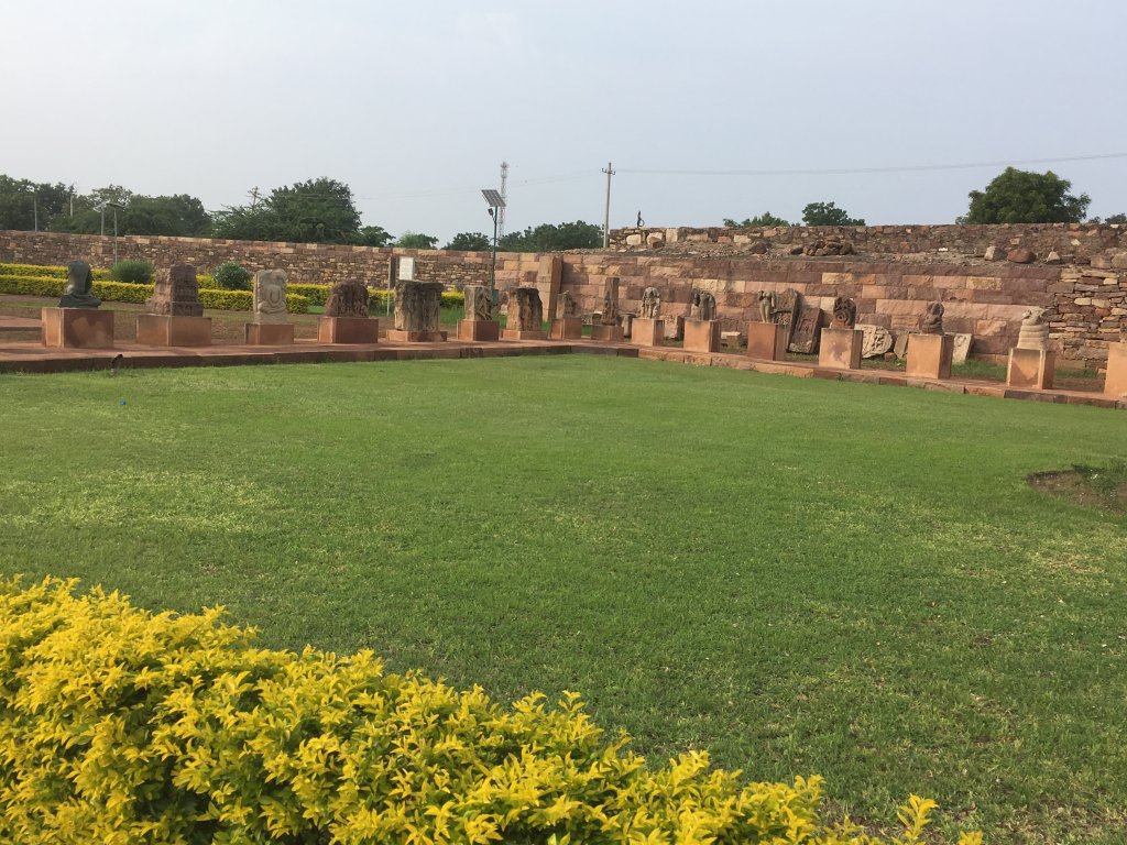 Set of Idols,Badami