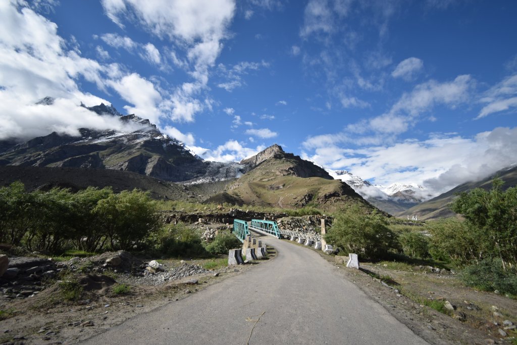 The beautiful vistas on my way to Padum through Zanskar Valley